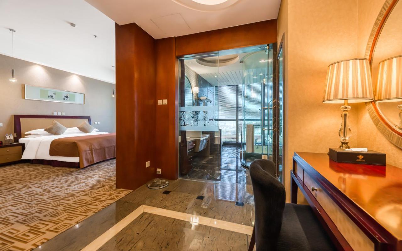 Empark Grand Hotel Kunming Exterior foto